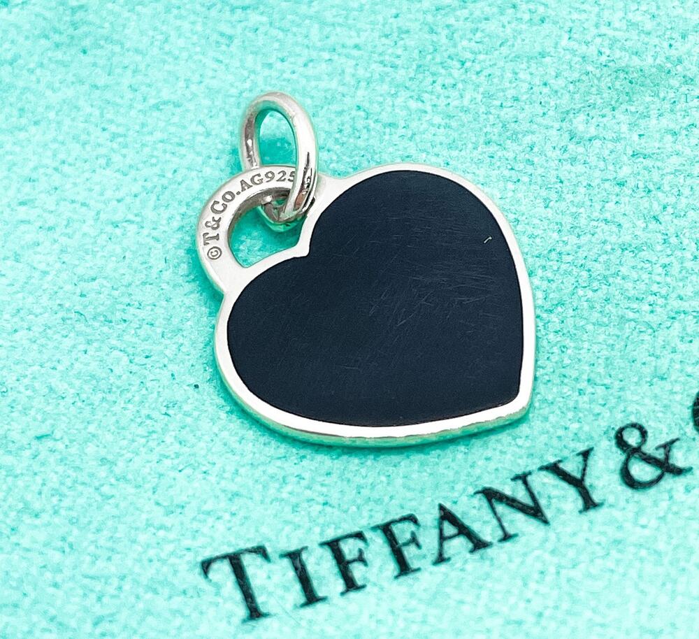Tiffany & Co. Return to Tiffany Black Enamel Small Heart Charm Pendant Silver